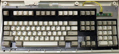 Keyboard-modelm-boltmod-open.jpg
